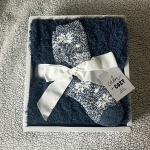 Cozy Gift Set!